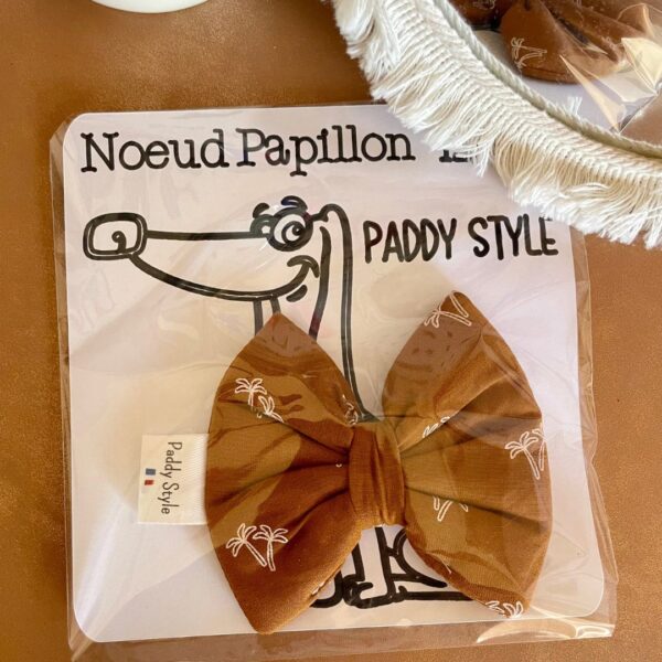 Noeud papillon pour chien, s'enfile sur le collier.