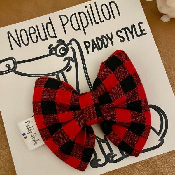 Noeud papillon pour chien. S'enfile dans le collier du chien